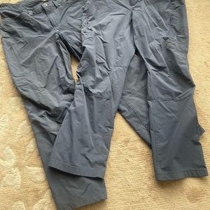 Two pairs Duluth Trading Flexpedition Bootcut